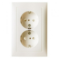 Berker wandcontactdoos inbouw dubbel met randaarde